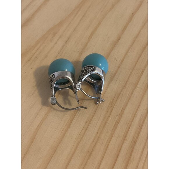 Turquoise Colored & Silver Toned Clip-On Earrings With Intricate Filigree Design - Picture 6 of 7